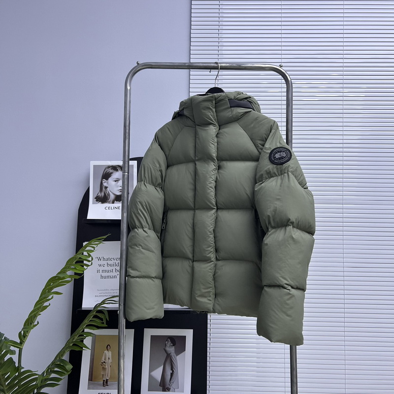 Canada Goose Coat-303