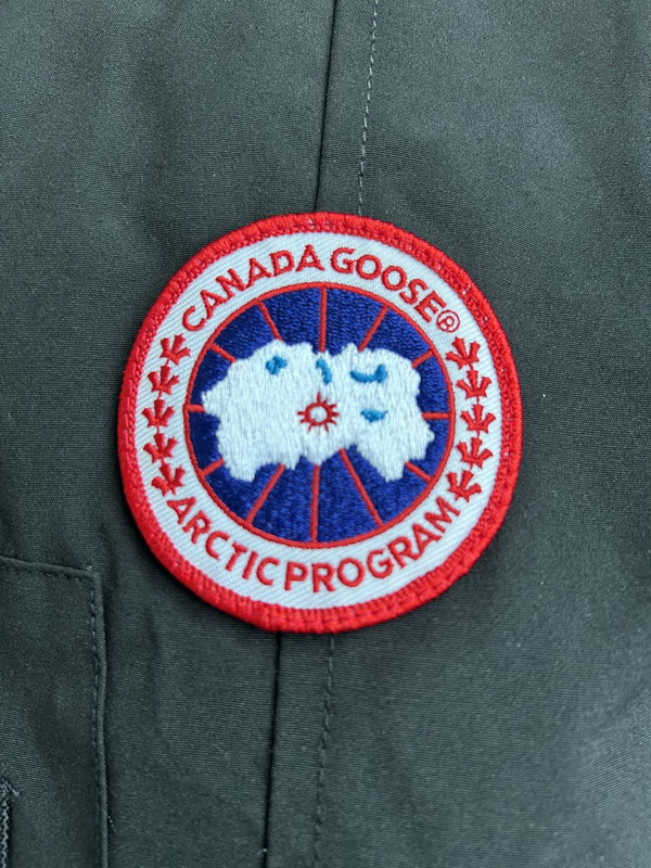 Canada Goose Coat-333
