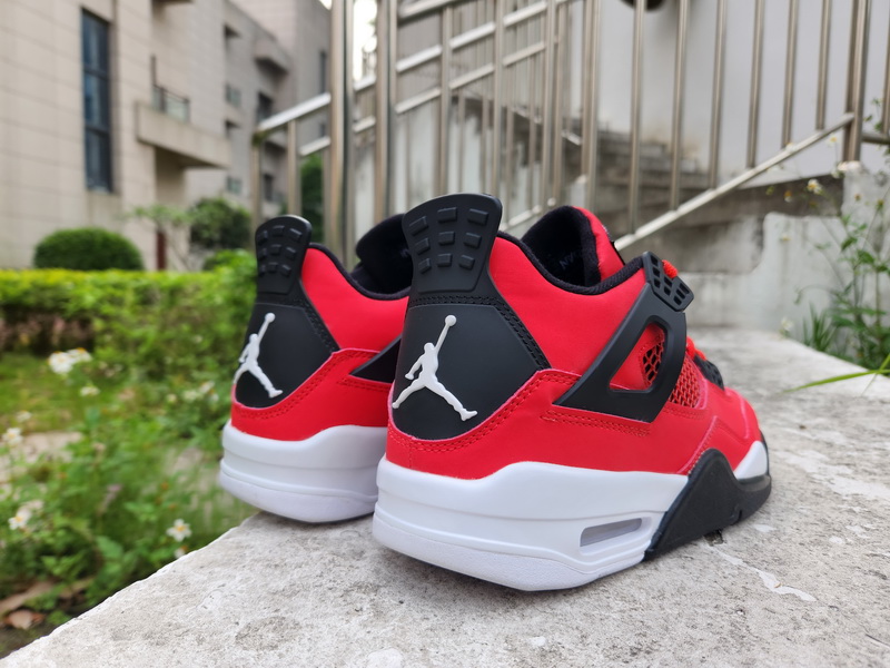 Air Jordan 4 Retro-033