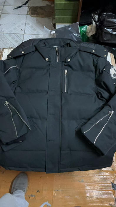 Moose Knuckles Coat-001