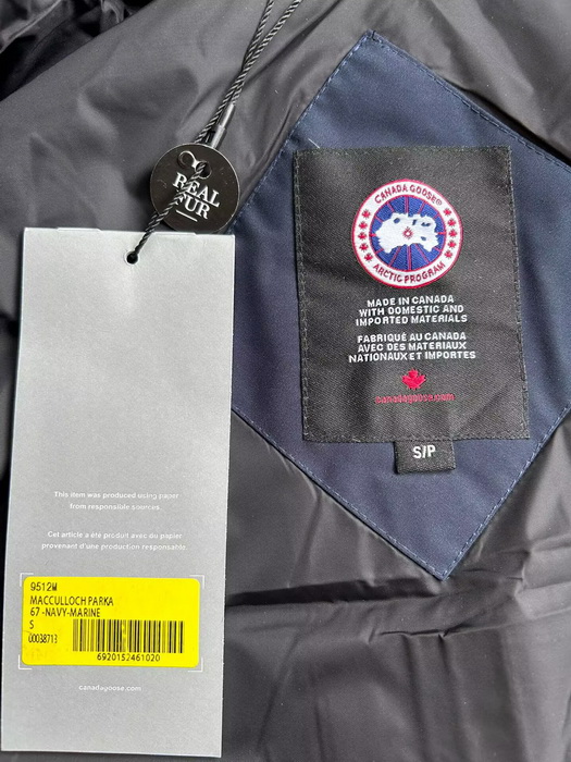Canada Goose Coat-375
