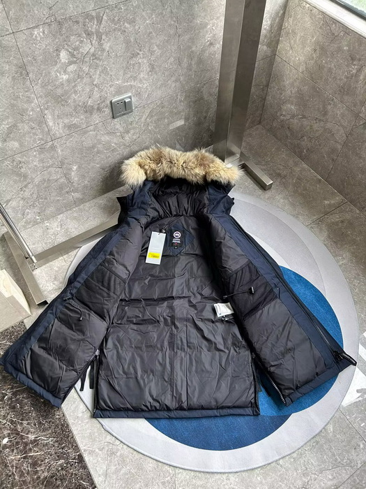 Canada Goose Coat-375