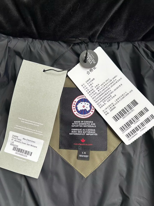 Canada Goose Coat-372