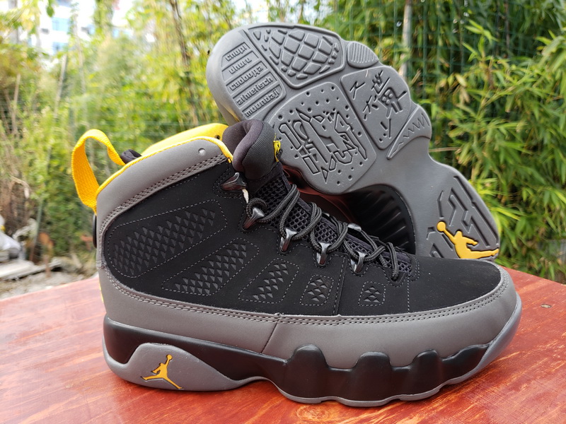 Air Jordan 9 Retro-010