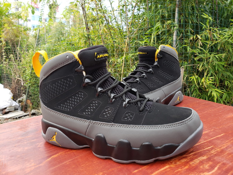 Air Jordan 9 Retro-010