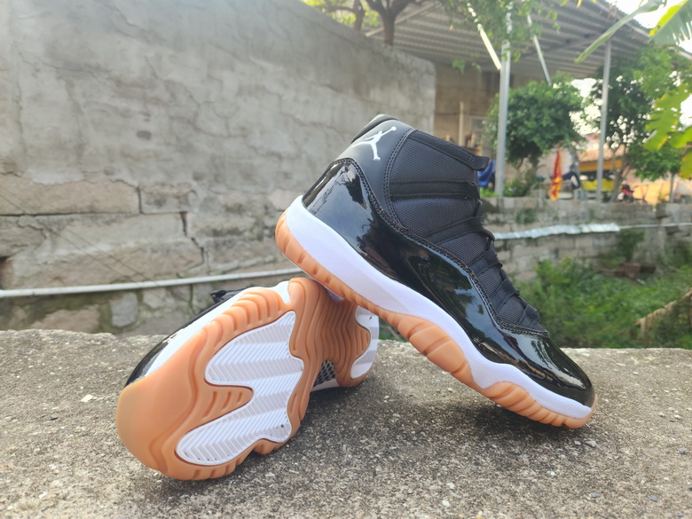 Air Jordan 11 Retro-017