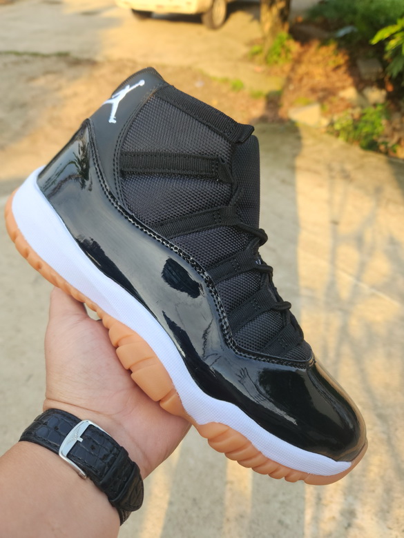 Air Jordan 11 Retro-017