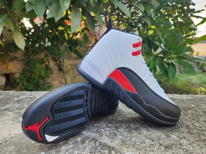 Air Jordan 12 Retro-054