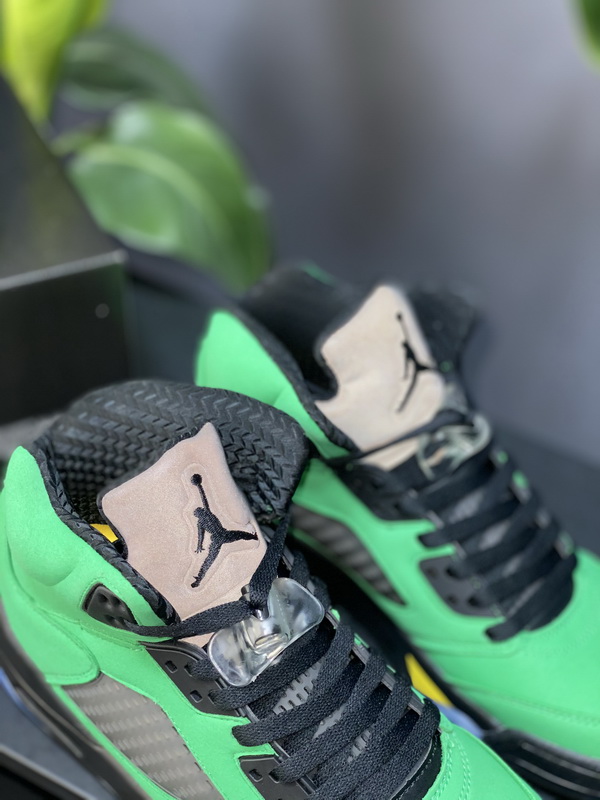 Air Jordan 5 Retro-011