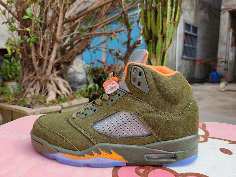 Air Jordan 5 Retro-046