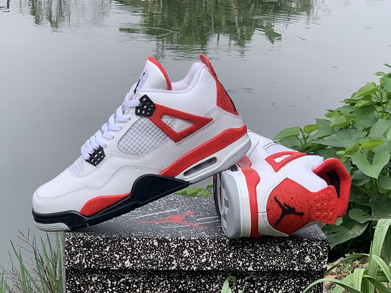 Air Jordan 4 Retro-085