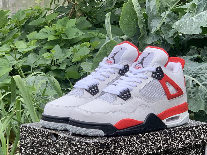 Air Jordan 4 Retro-085