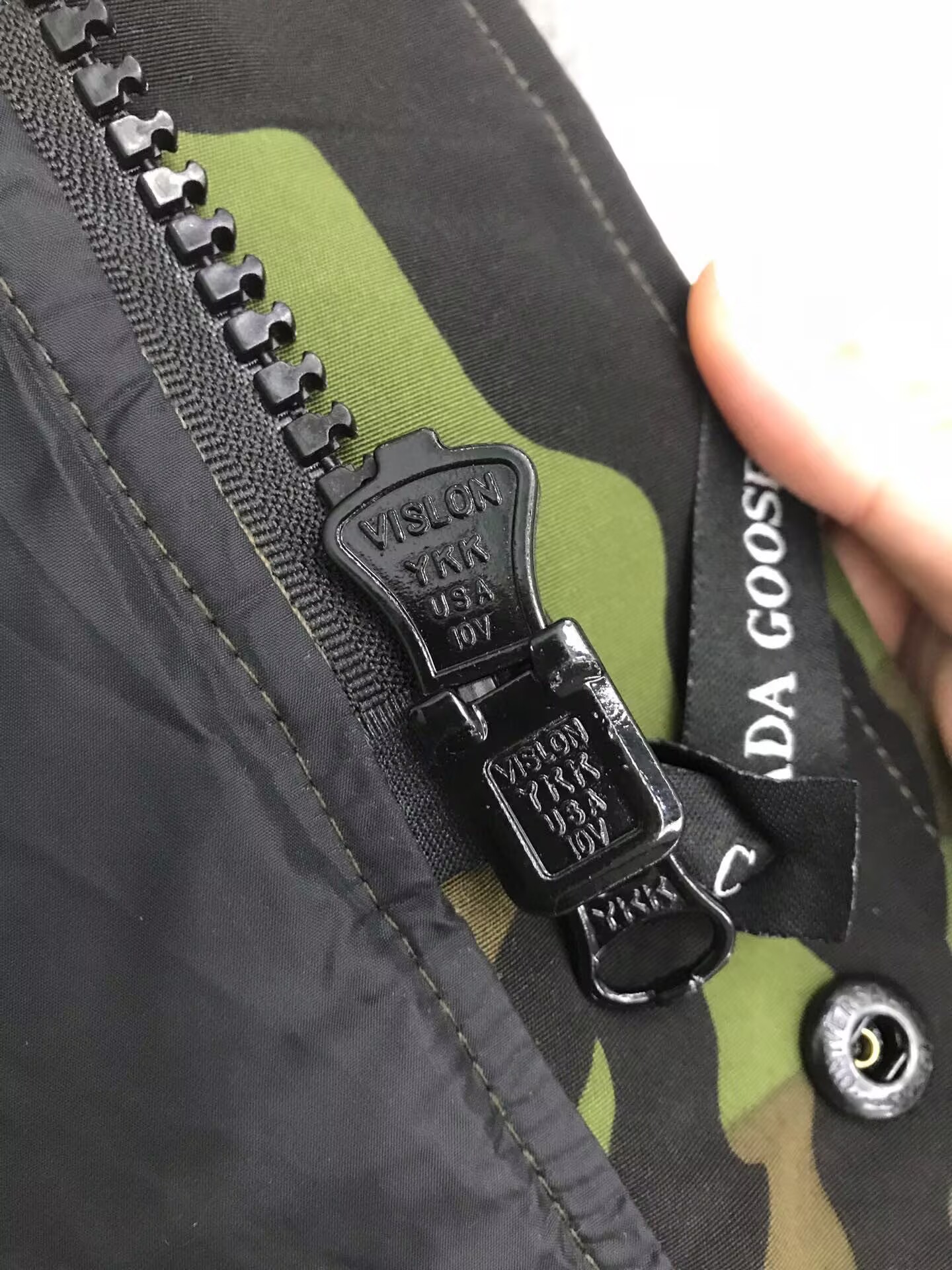 Canada Goose Coat-380