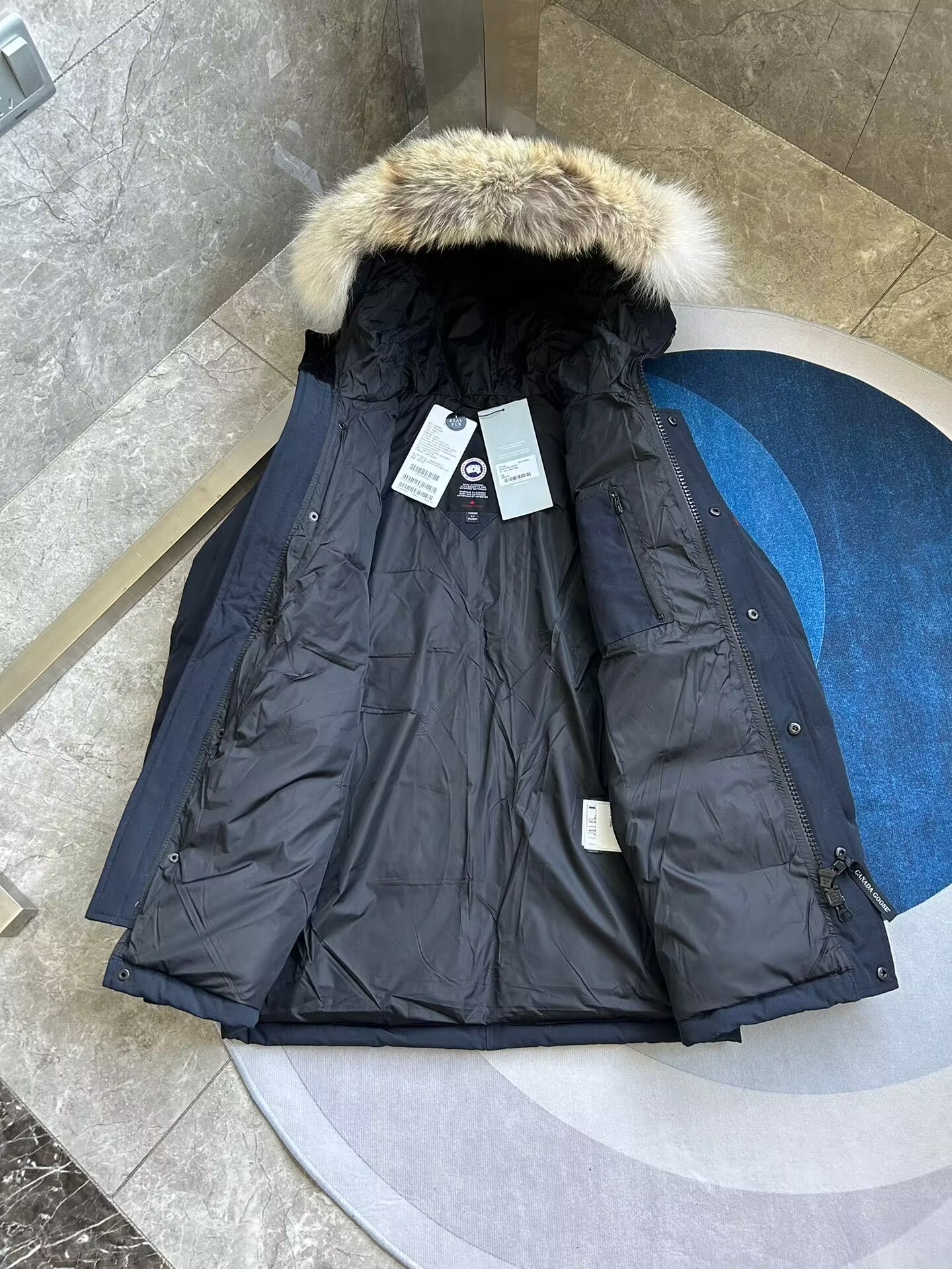 Canada Goose Coat-381