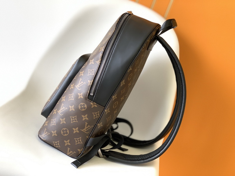 LV Backpack(AAA)-072