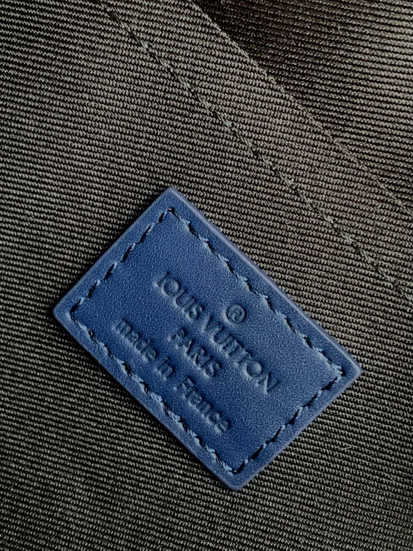 LV Handbags AAAA(Men)-161