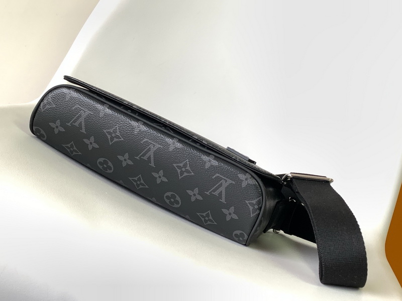LV Handbags AAAA(Men)-176
