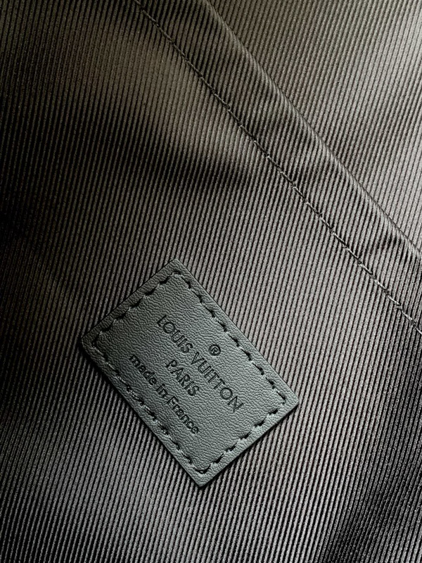 LV Handbags AAAA(Men)-191