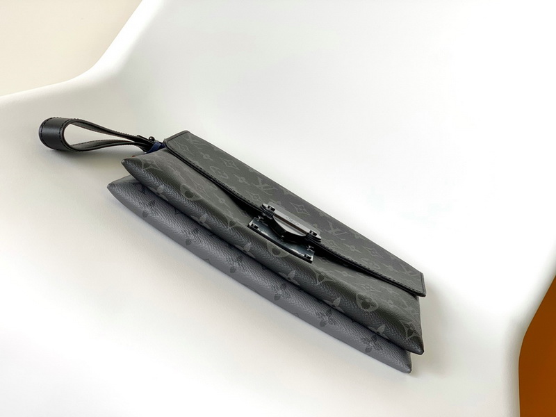 LV Handbags AAAA(Men)-203