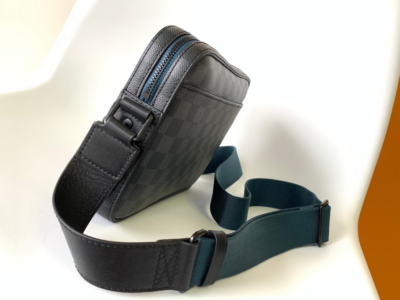 LV Handbags AAA(Men)-209