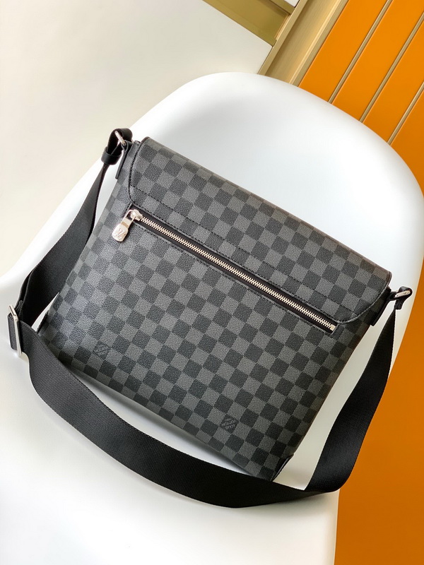 LV Handbags AAA(Men)-211
