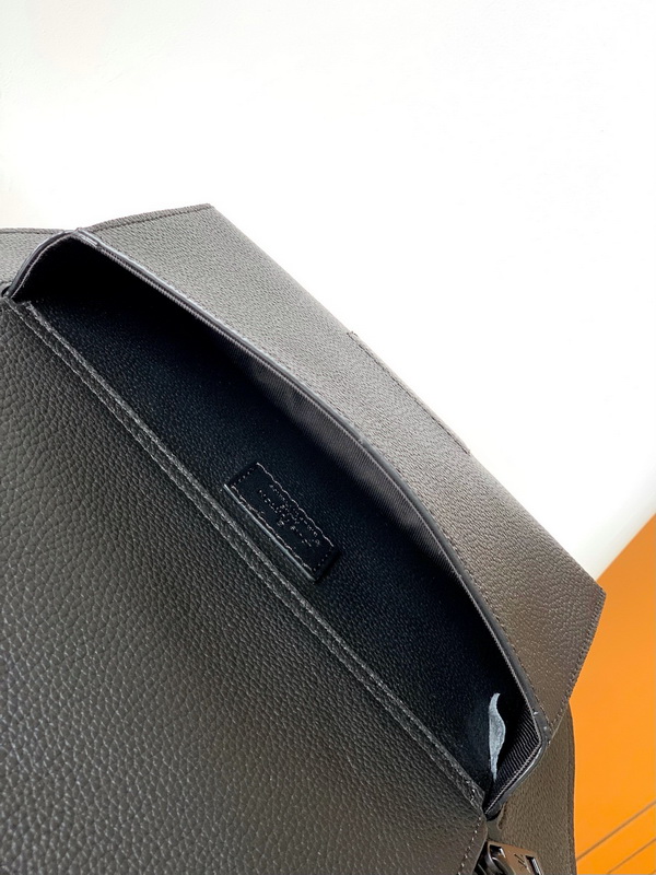 LV Handbags AAA(Men)-225