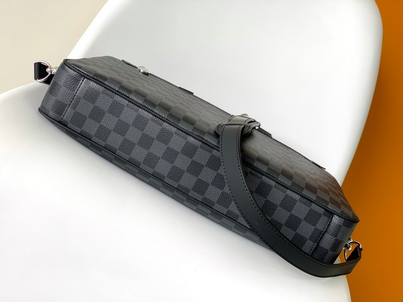 LV Handbags AAA(Men)-261