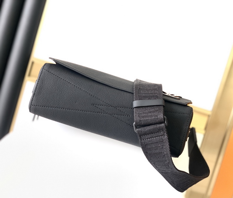 LV Handbags AAA(Men)-269