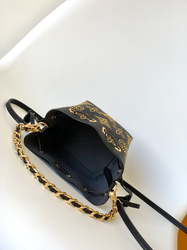 LV Handbags AAA(Women)-594