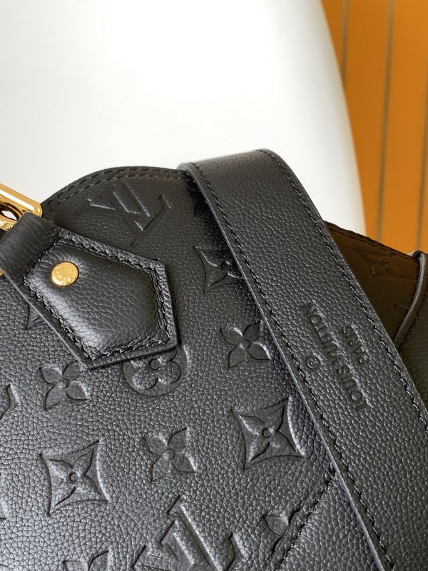 LV Handbags AAA(Women)-680