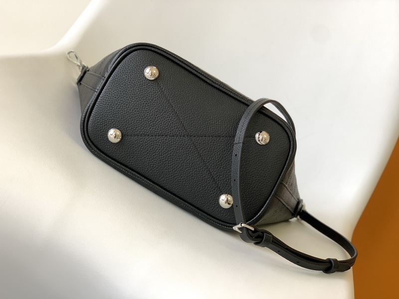 LV Handbags AAA(Women)-747