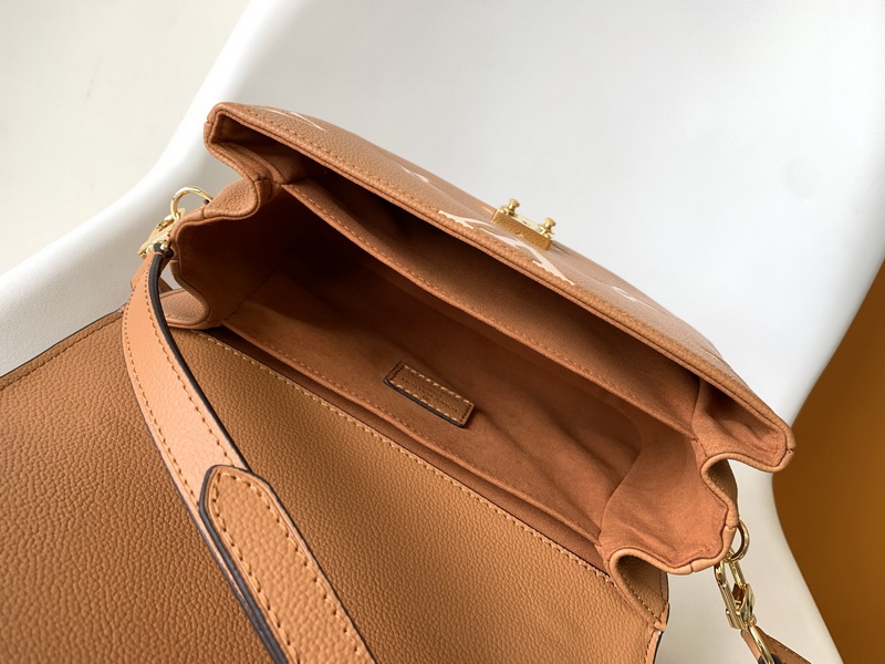 LV Handbags AAA(Women)-812