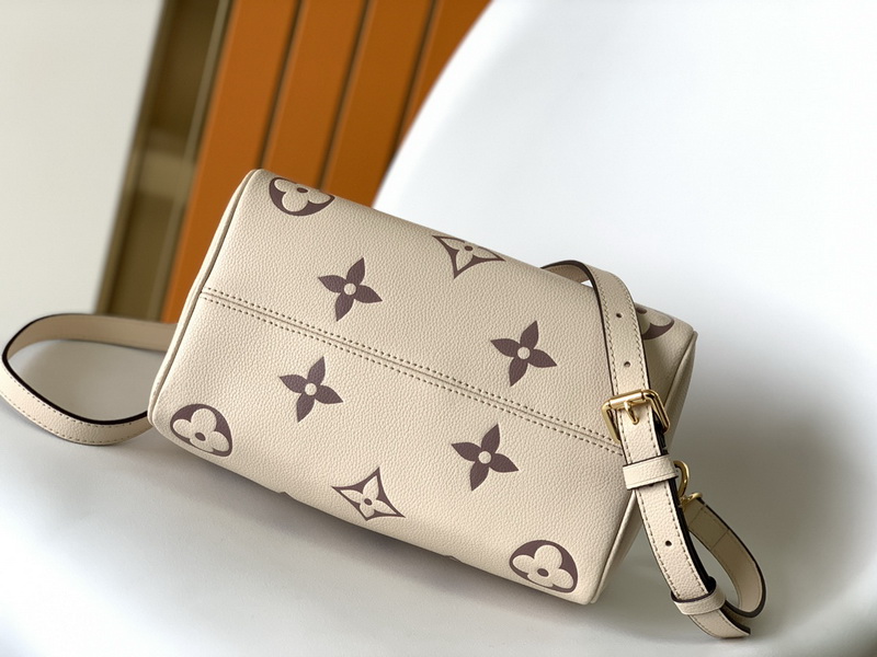 LV Handbags AAA(Women)-895
