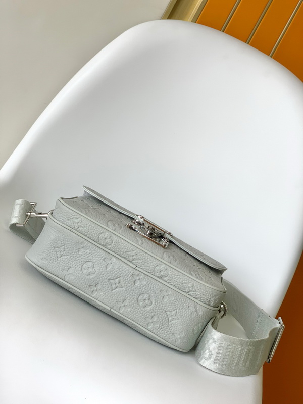 LV Handbags AAA(Women)-903