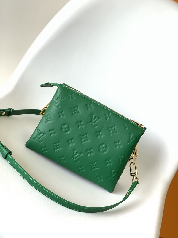 LV Handbags AAA(Women)-916