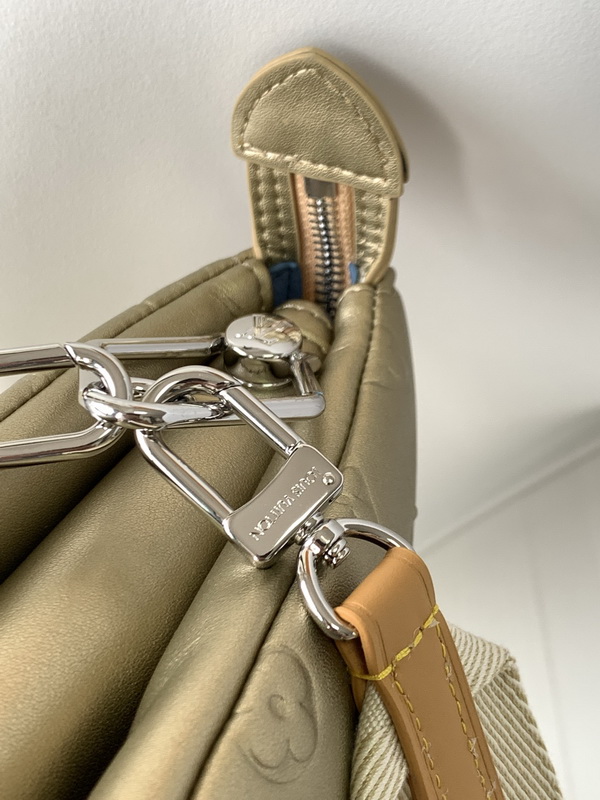 LV Handbags AAA(Women)-972