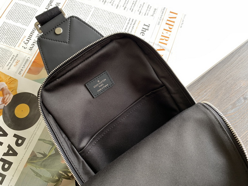 LV Handbags AAA(Men)-281