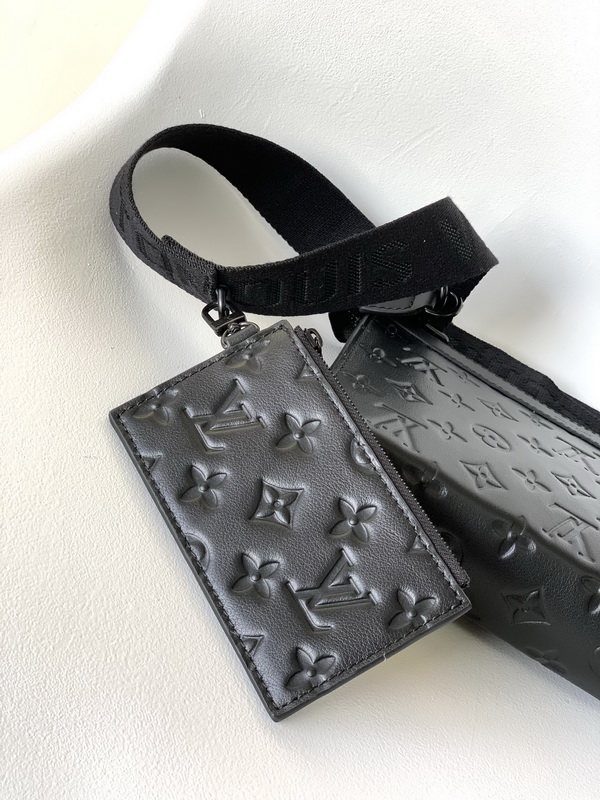 LV Handbags AAA(Men)-282