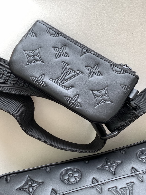 LV Handbags AAA(Men)-300