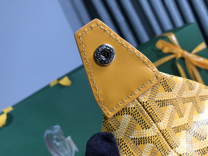 Go*ard handbags aaa(men)-022