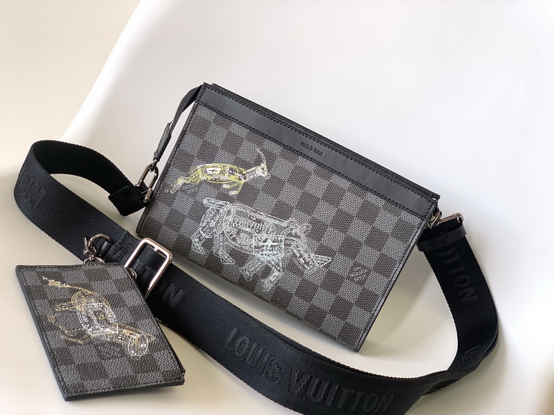 LV Handbags AAA(Men)-315