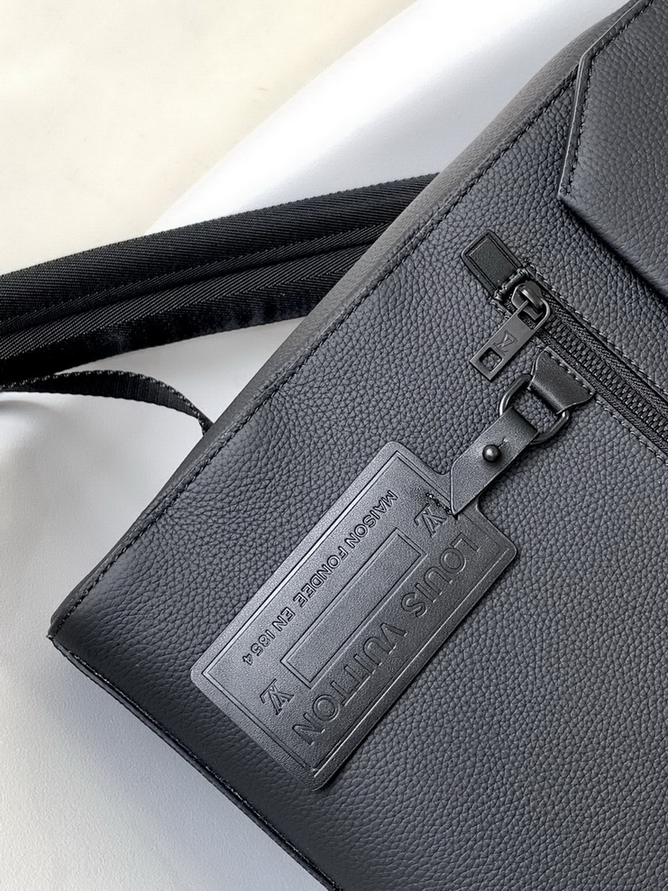 LV Backpack(AAA)-196