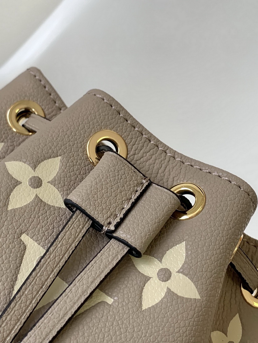 LV Bag-NFC(AAA)-067
