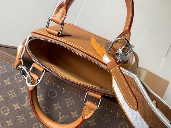 LV Bag-NFC(AAA)-558