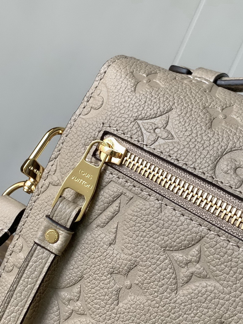 LV Bag-NFC(AAA)-575