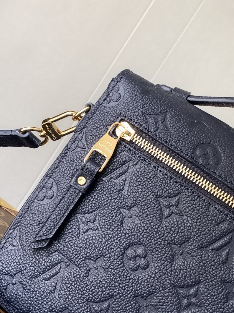 LV Bag-NFC(AAA)-578