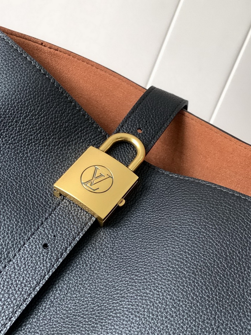 LV Bag-NFC(AAA)-671