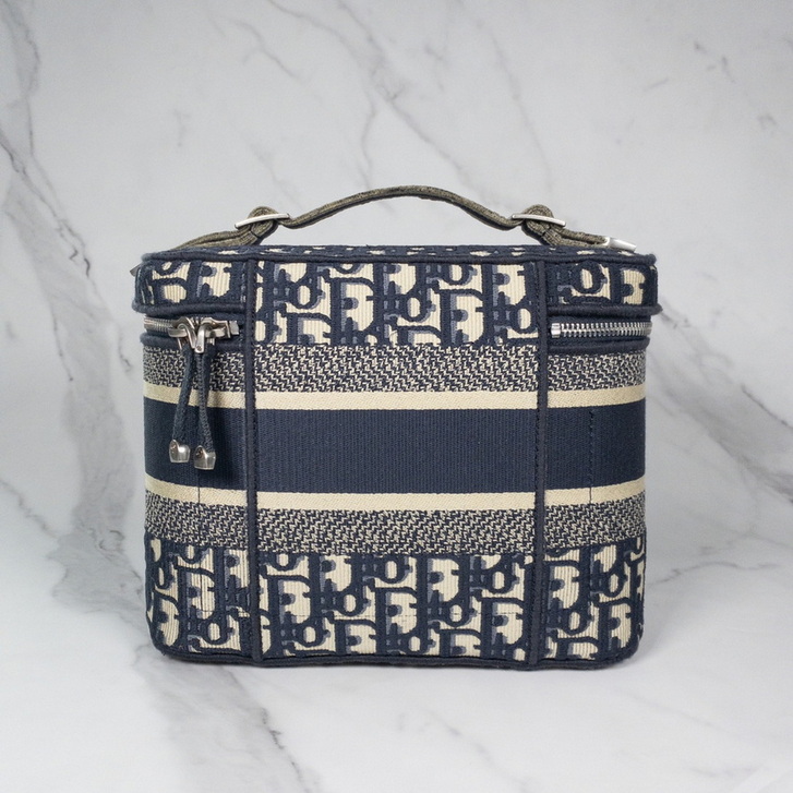 Dior Handbags AAA(Women)-253