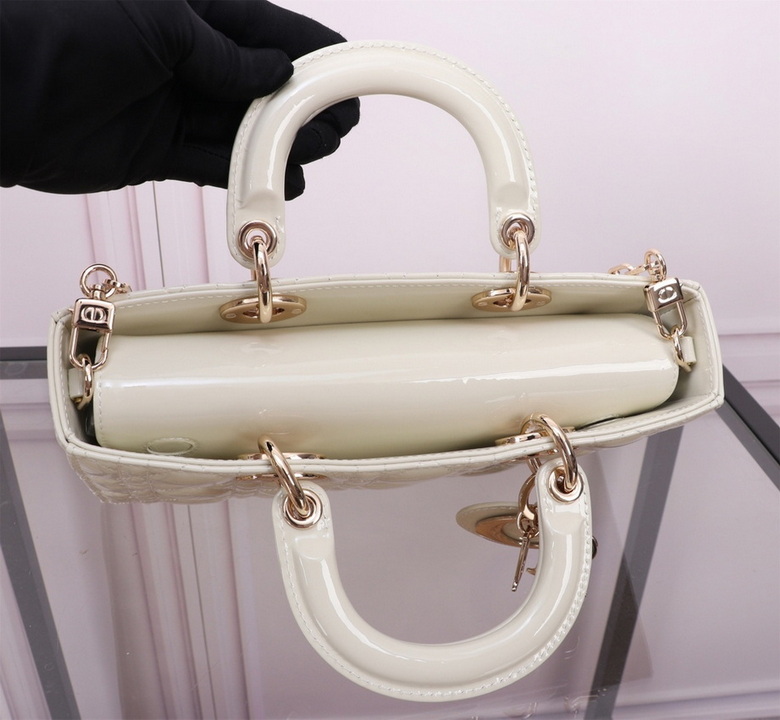 Dior Handbags AAA(Women)-258