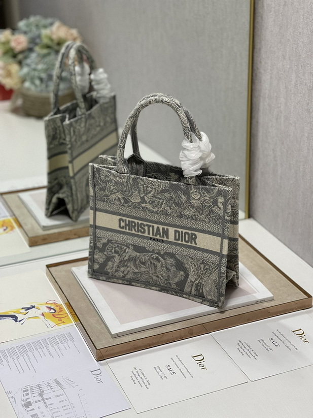 Dior Handbags AAA(Women)-263